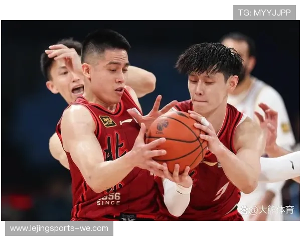 CBA最新赛果出炉,多队激战掀起季后赛新格局 CBA最新赛果出炉,多队激战掀起季后赛新格局